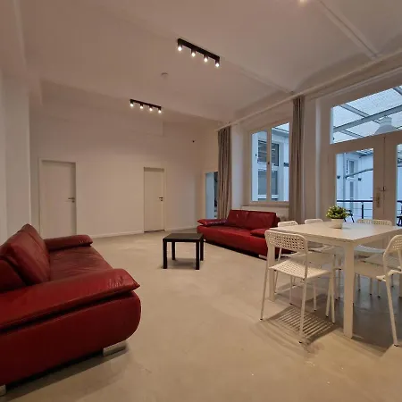 Tolstov - 300m2 Loft With 7 - 15 Min Messe Dus & Old Town Dus *