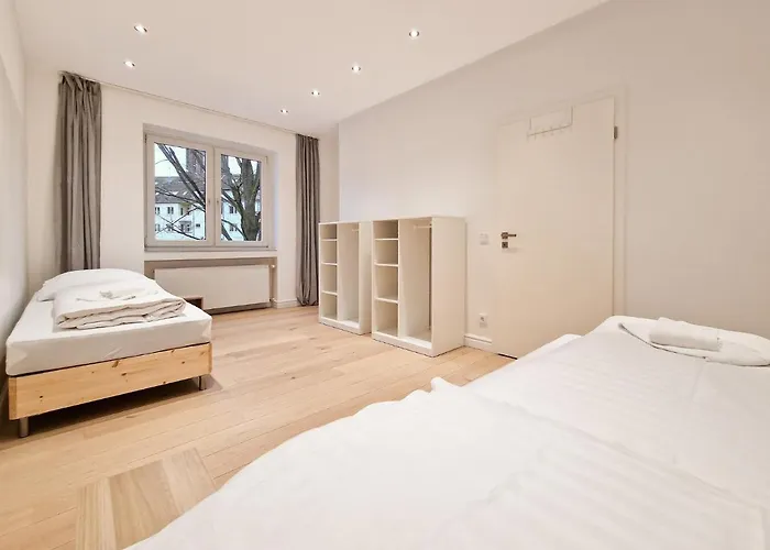 شقة Tolstov - 300m2 Loft With 7 - 15 Min Messe Dus & Old Town Dus