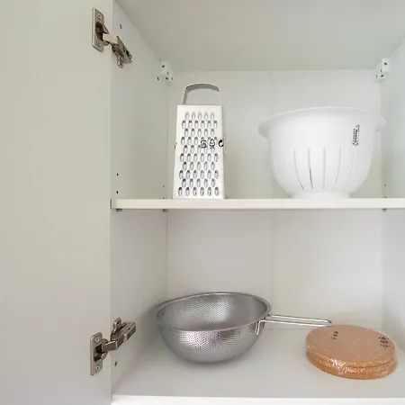 Tolstov - 300m2 Loft With 7 - 15 Min Messe Dus & Old Town Dus דירה